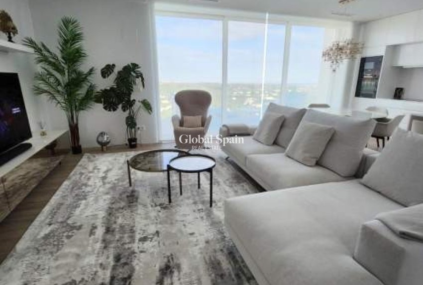 Odsprzedaż - PENTHOUSE -
CAMPOAMOR - Costa Blanca