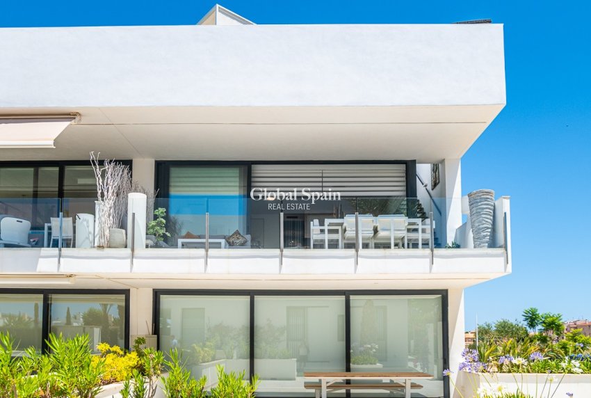 Odsprzedaż - PENTHOUSE -
CARTAGENA - Mar de Cristal