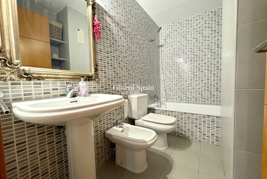 Odsprzedaż - PENTHOUSE -
DENIA - Center