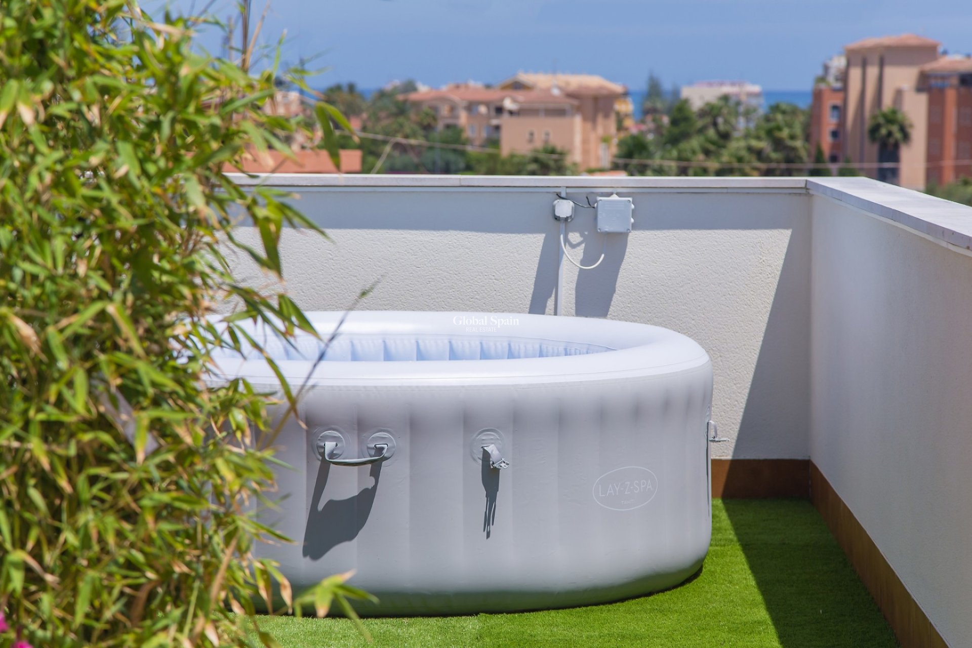 Odsprzedaż - PENTHOUSE -
DENIA - Center