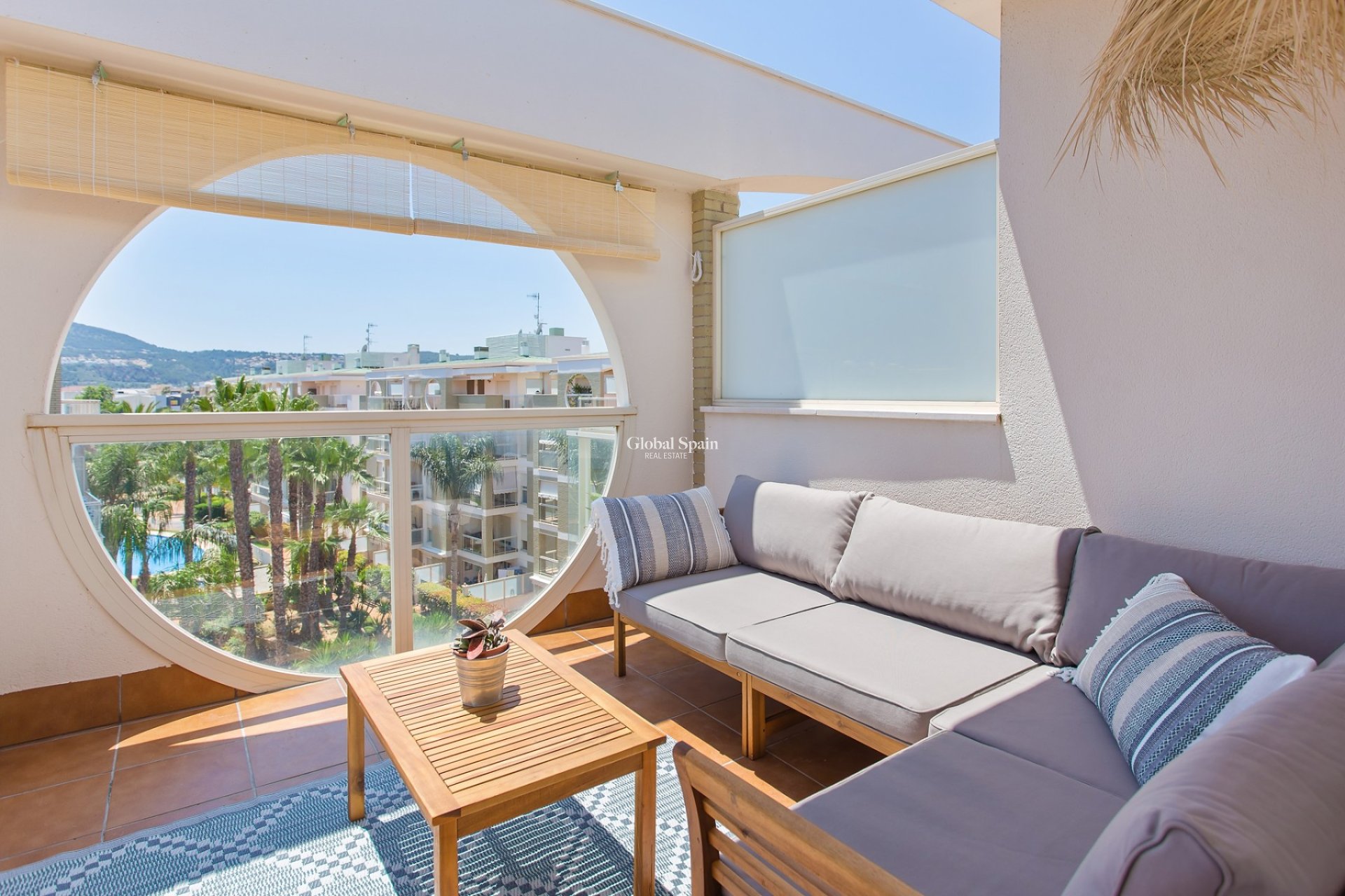 Odsprzedaż - PENTHOUSE -
DENIA - Center