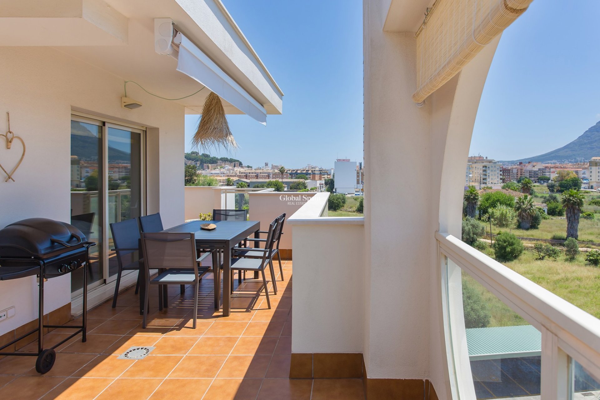 Odsprzedaż - PENTHOUSE -
DENIA - Center