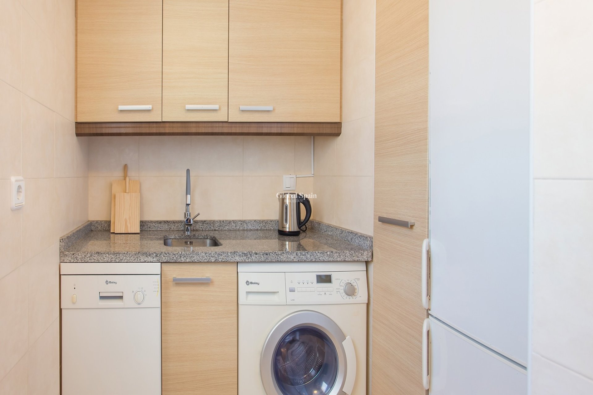 Odsprzedaż - PENTHOUSE -
DENIA - Center