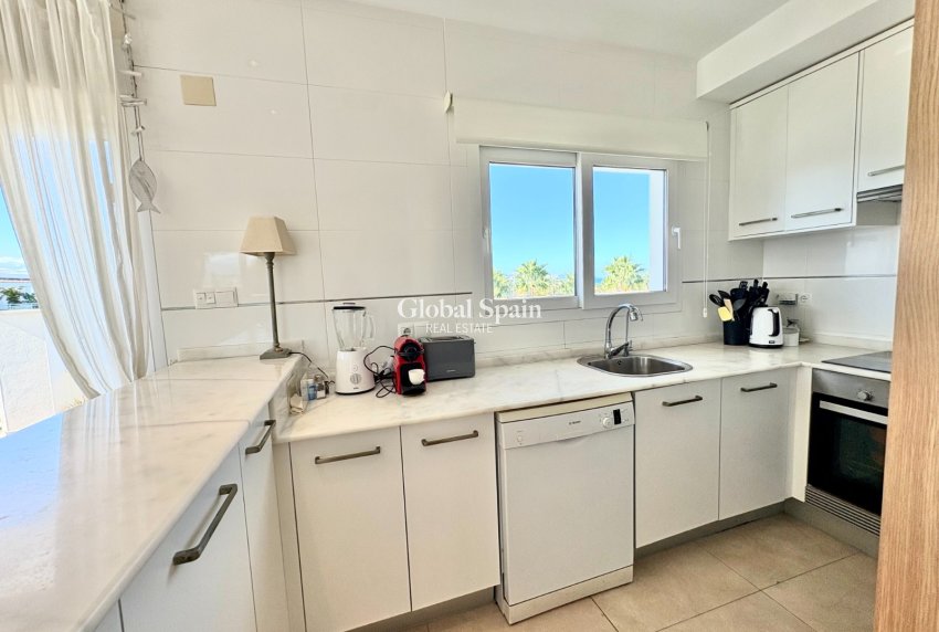 Odsprzedaż - PENTHOUSE -
DENIA - Les Marines - Las Marinas