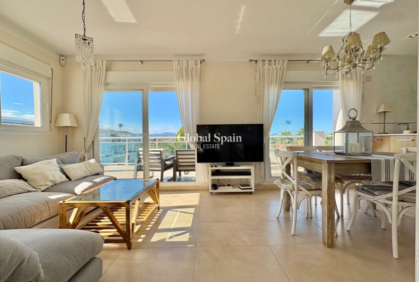 Odsprzedaż - PENTHOUSE -
DENIA - Les Marines - Las Marinas