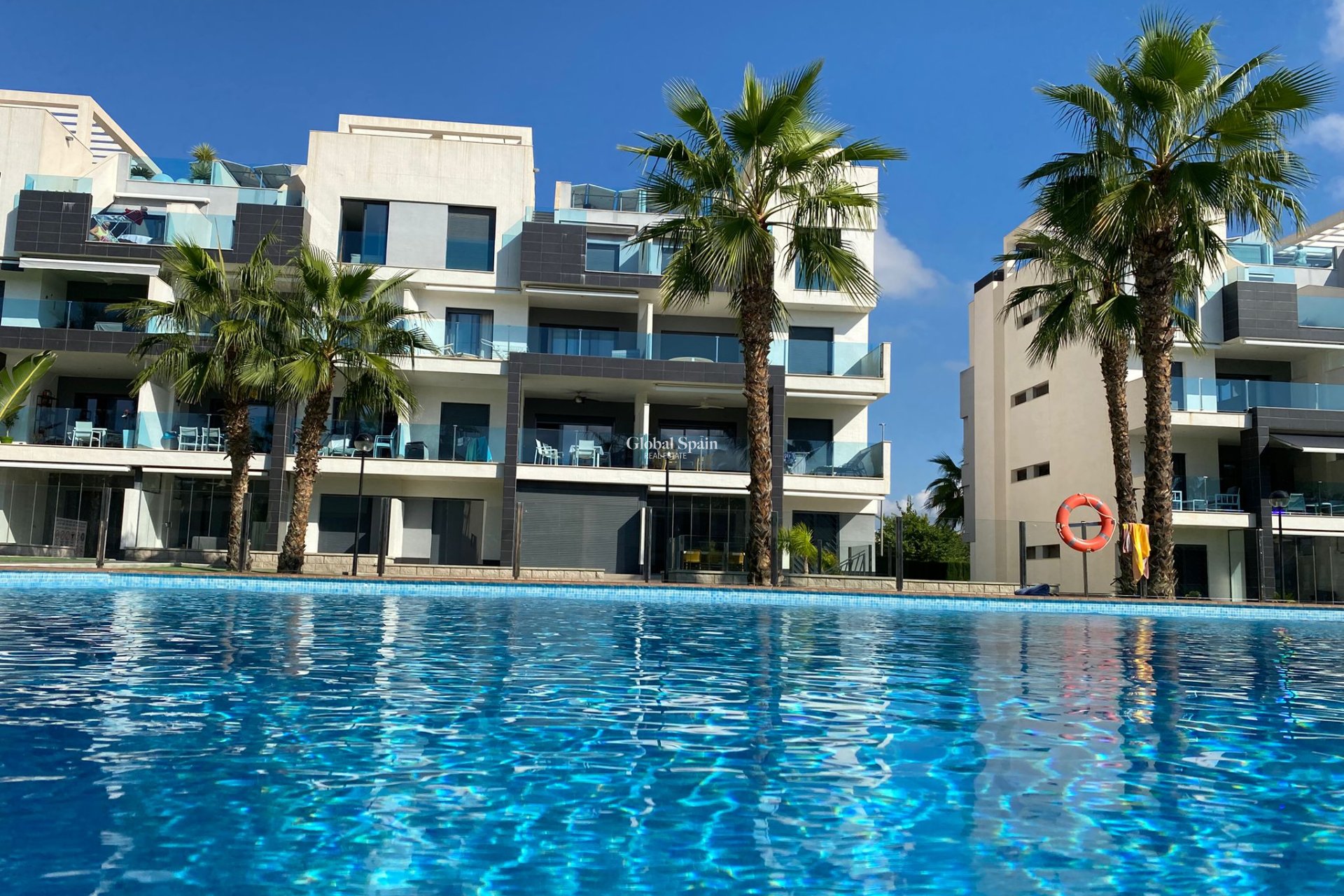Odsprzedaż - PENTHOUSE -
EL RASO - Costa Blanca