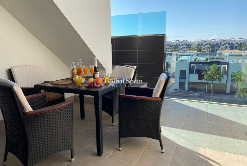 Odsprzedaż - PENTHOUSE -
EL RASO - Costa Blanca