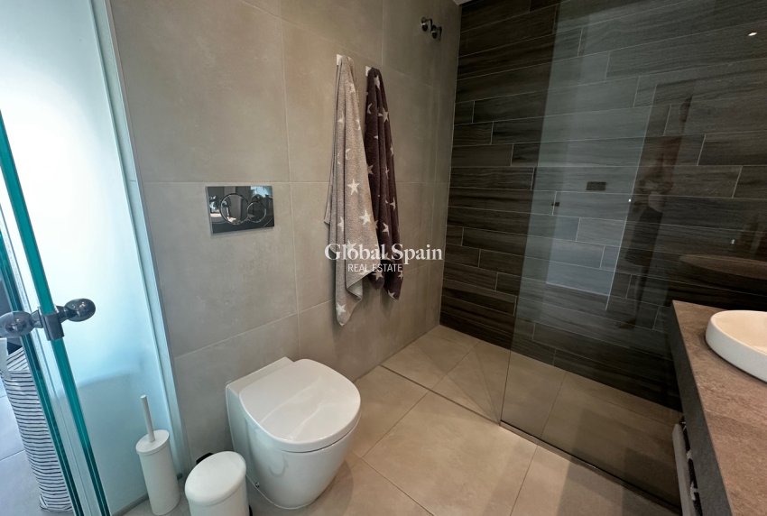 Odsprzedaż - PENTHOUSE -
EL RASO