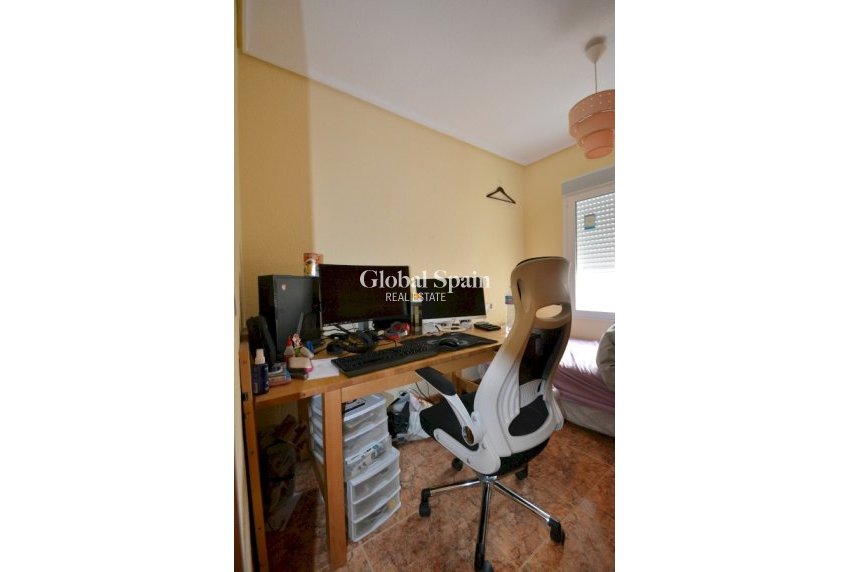 Odsprzedaż - PENTHOUSE -
GUARDAMAR DEL SEGURA - Costa Blanca