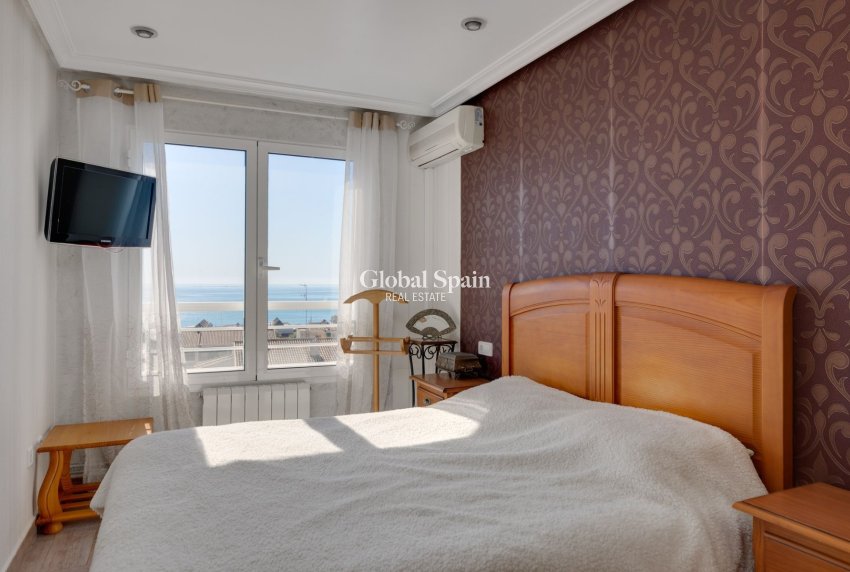 Odsprzedaż - PENTHOUSE -
GUARDAMAR DEL SEGURA - Costa Blanca