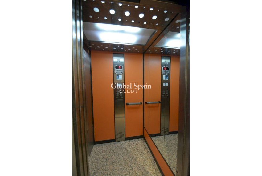 Odsprzedaż - PENTHOUSE -
GUARDAMAR DEL SEGURA - Costa Blanca