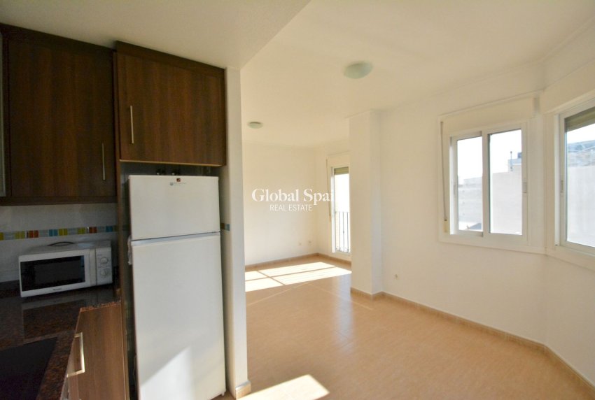 Odsprzedaż - PENTHOUSE -
GUARDAMAR DEL SEGURA - Costa Blanca