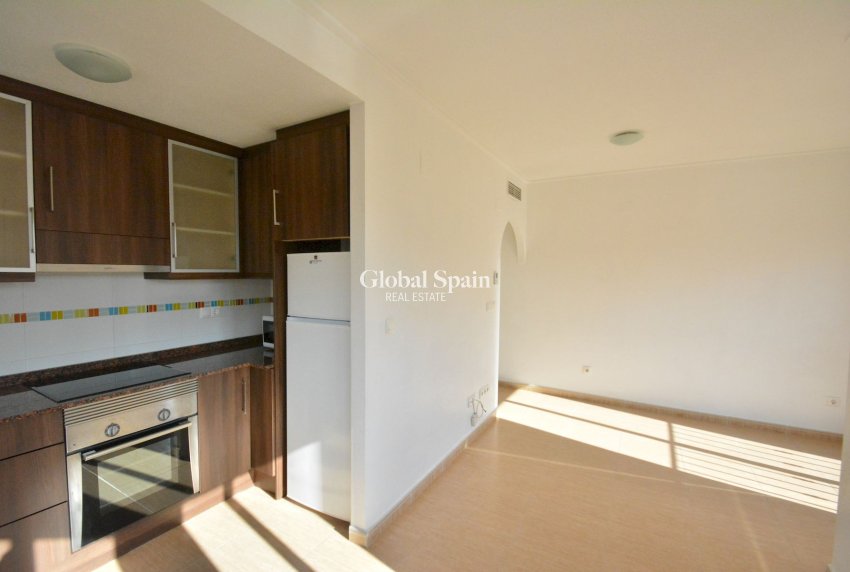 Odsprzedaż - PENTHOUSE -
GUARDAMAR DEL SEGURA - Costa Blanca