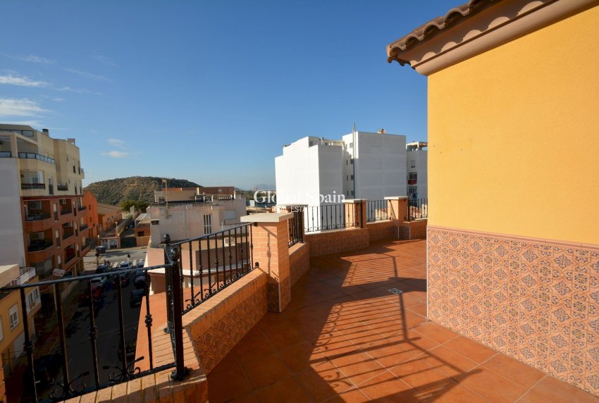 Odsprzedaż - PENTHOUSE -
GUARDAMAR DEL SEGURA - Costa Blanca