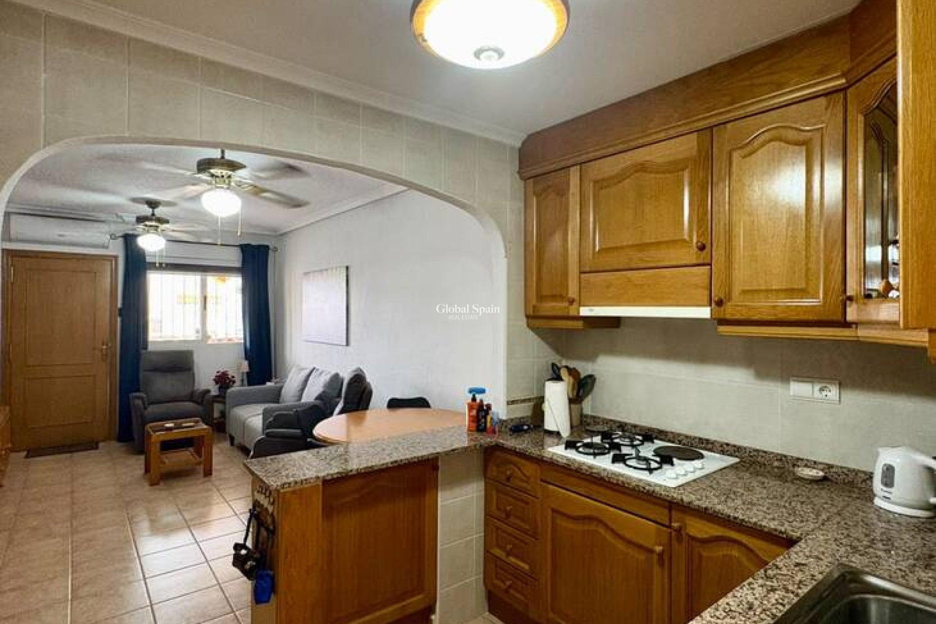 Odsprzedaż - PENTHOUSE -
GUARDAMAR DEL SEGURA - Costa Blanca