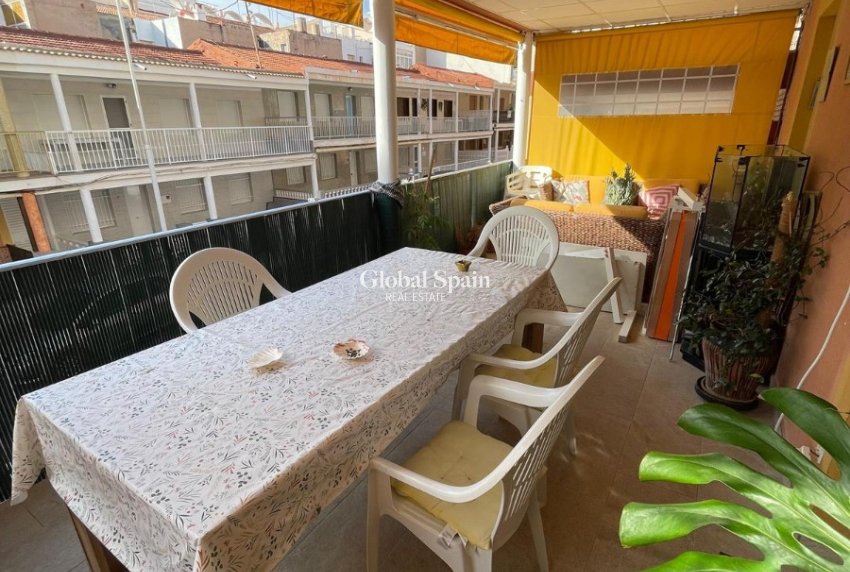Odsprzedaż - PENTHOUSE -
GUARDAMAR DEL SEGURA - Costa Blanca