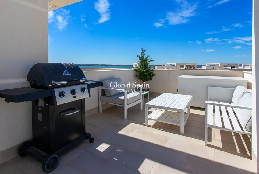 Odsprzedaż - PENTHOUSE -
GUARDAMAR DEL SEGURA - EL RASO