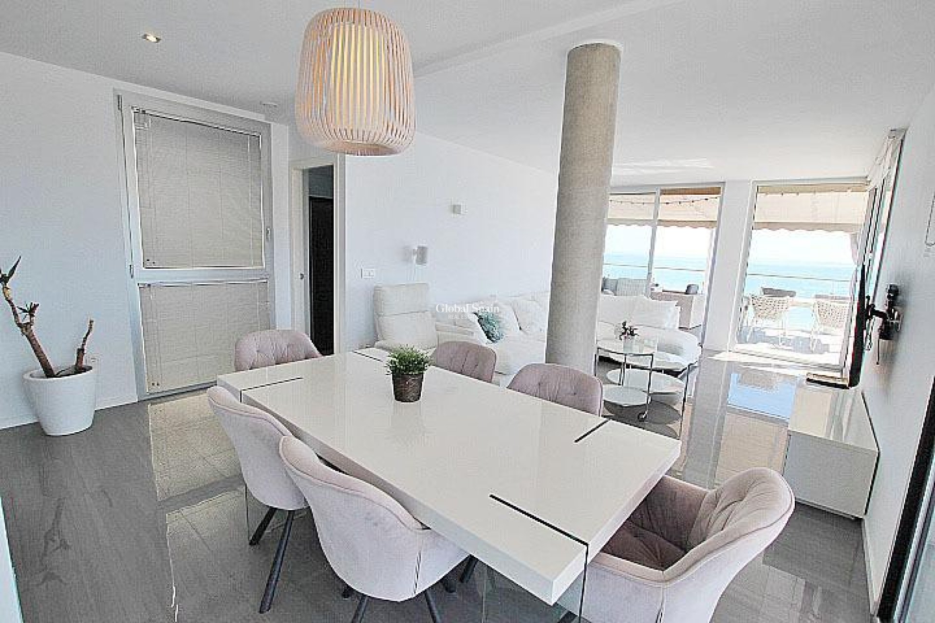 Odsprzedaż - PENTHOUSE -
GUARDAMAR DEL SEGURA - Guardamar Playa