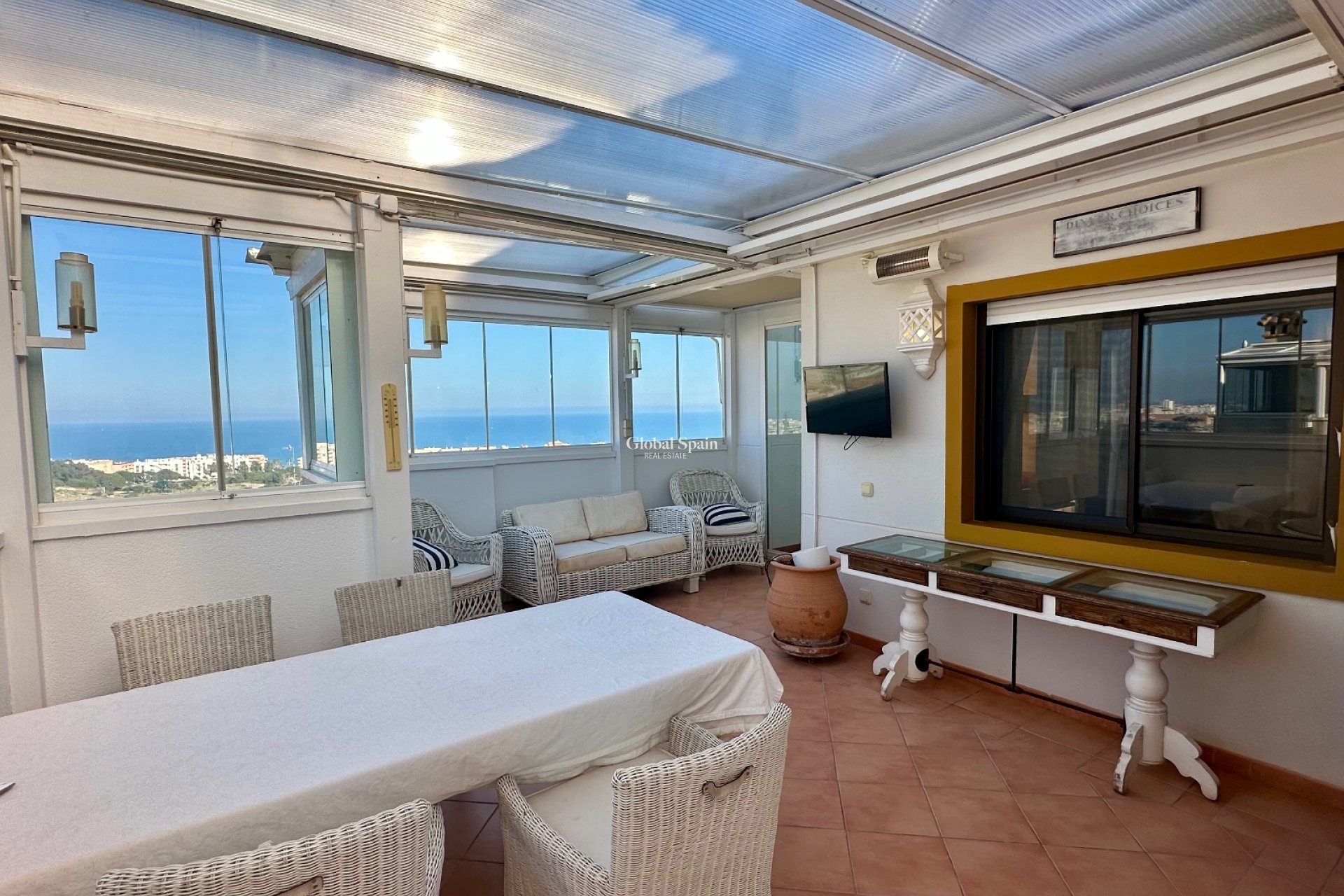 Odsprzedaż - PENTHOUSE -
GUARDAMAR DEL SEGURA - Marjal Beach