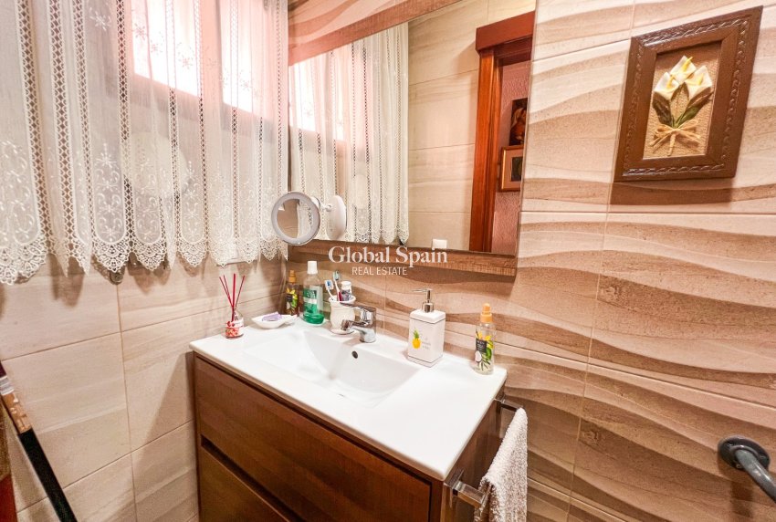 Odsprzedaż - PENTHOUSE -
GUARDAMAR DEL SEGURA - Playa Centro Guardamar
