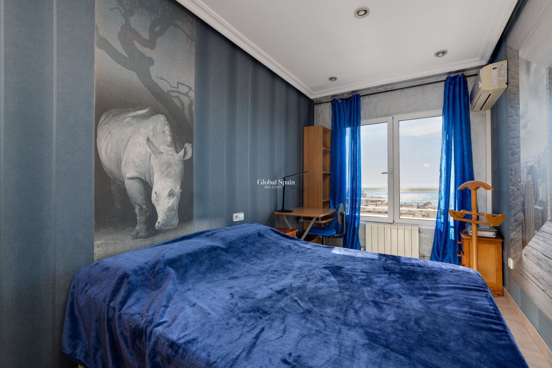 Odsprzedaż - PENTHOUSE -
GUARDAMAR DEL SEGURA