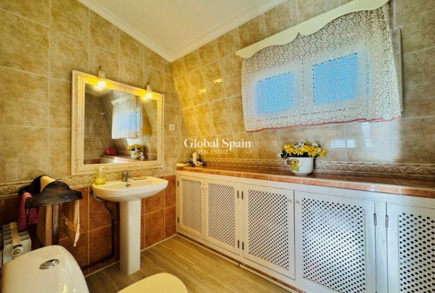 Odsprzedaż - PENTHOUSE -
LA MATA - Costa Blanca