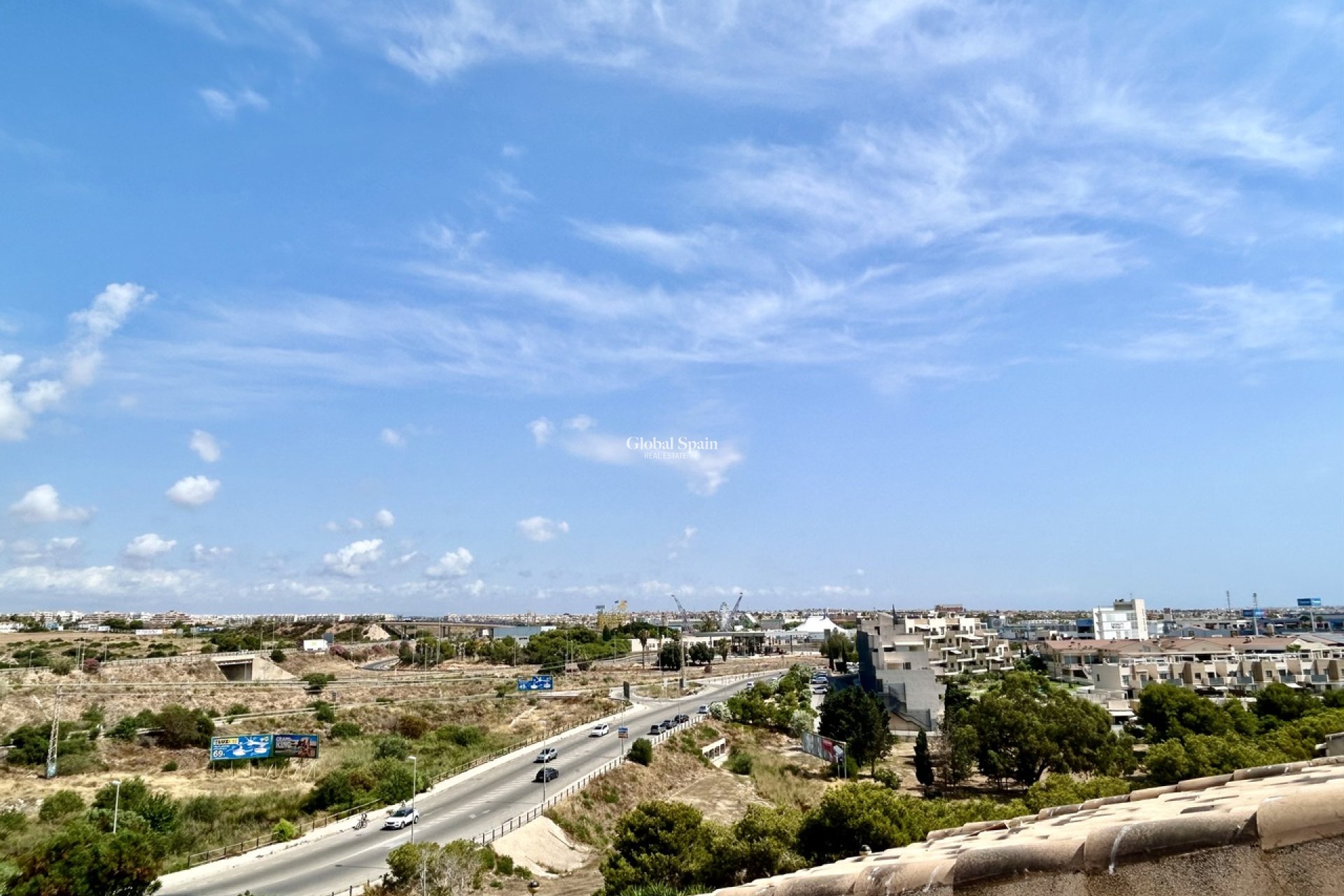 Odsprzedaż - PENTHOUSE -
LA ZENIA - Costa Blanca