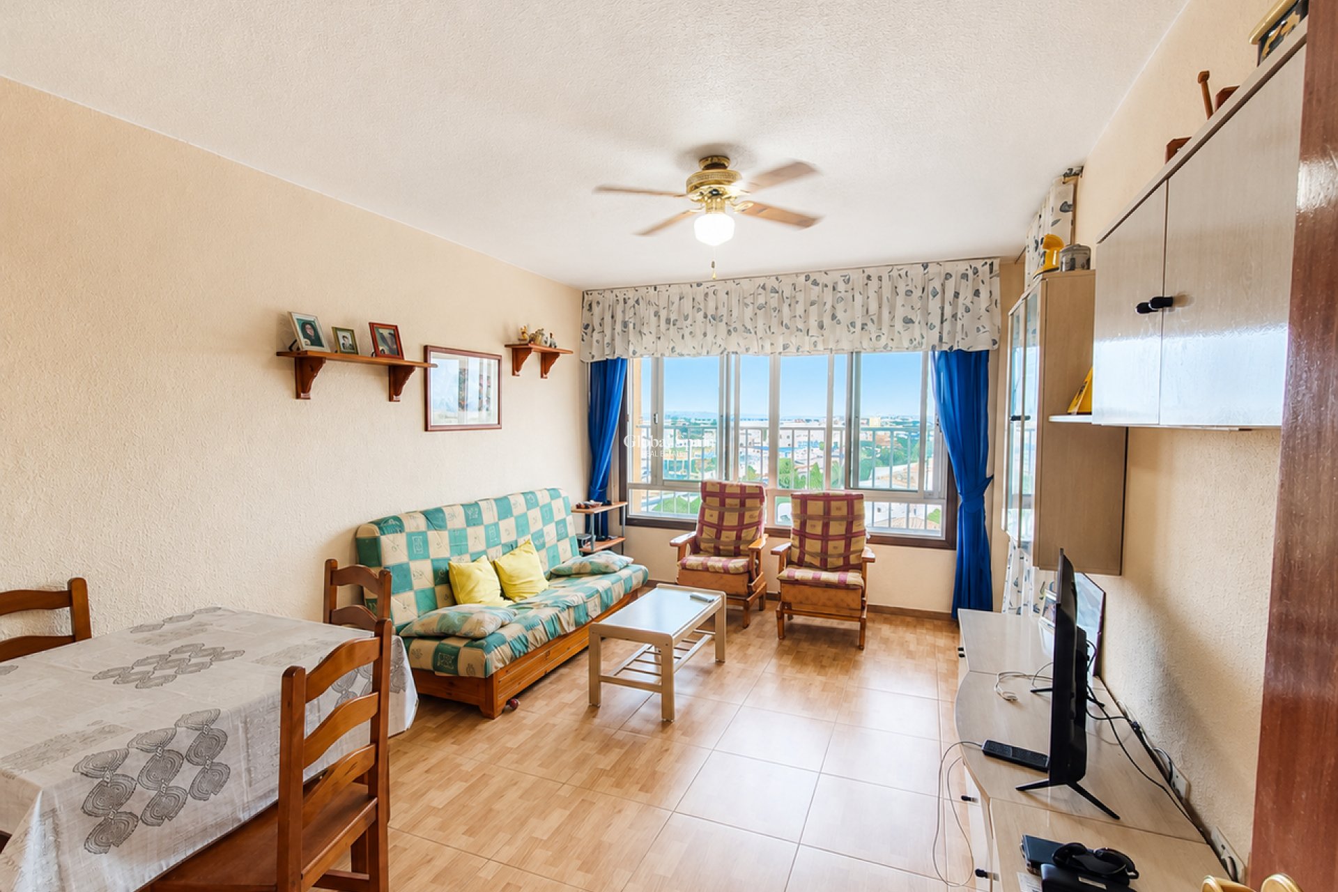Odsprzedaż - PENTHOUSE -
LA ZENIA - Costa Blanca