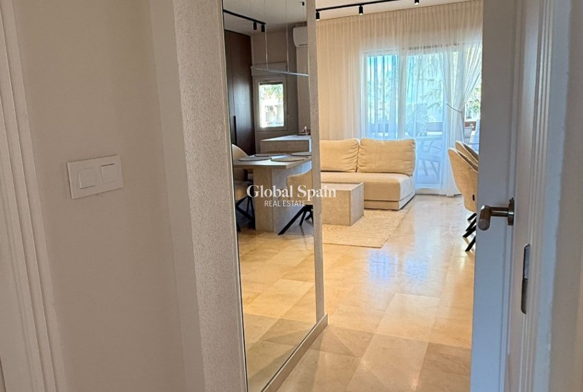 Odsprzedaż - PENTHOUSE -
LAS RAMBLAS GOLF - Inland