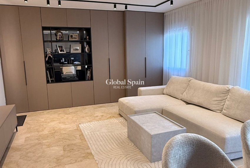 Odsprzedaż - PENTHOUSE -
LAS RAMBLAS GOLF - Inland