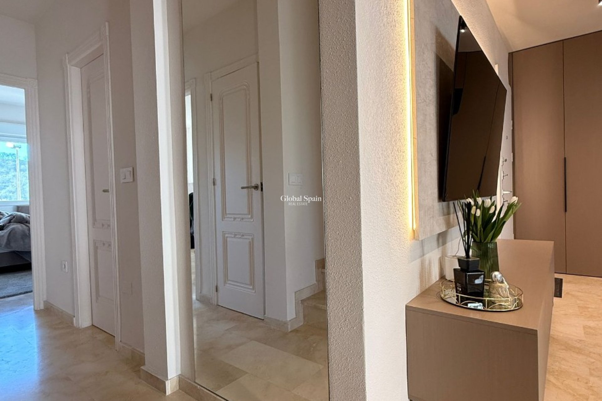 Odsprzedaż - PENTHOUSE -
LAS RAMBLAS GOLF - Inland