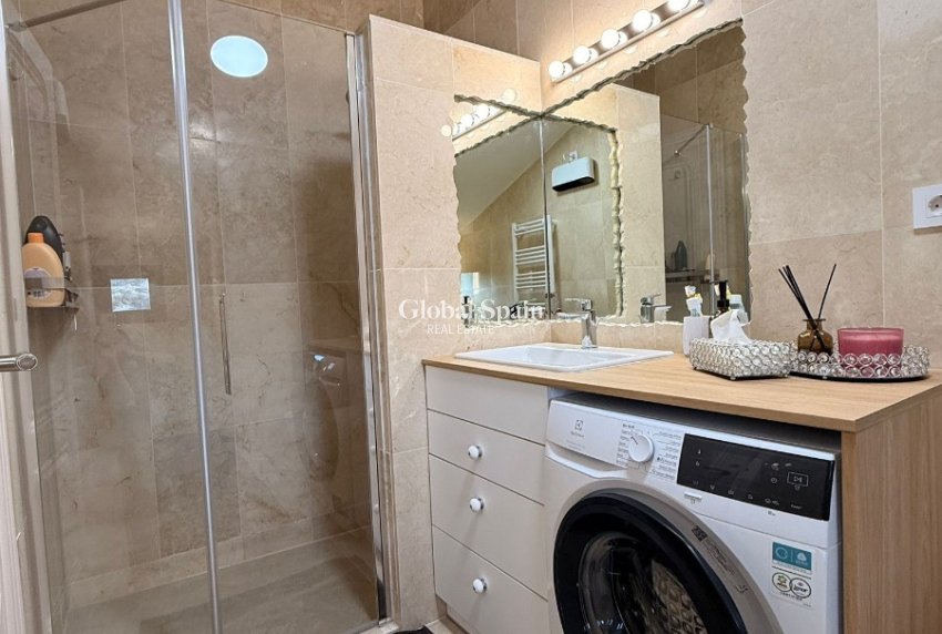 Odsprzedaż - PENTHOUSE -
LAS RAMBLAS GOLF - Inland