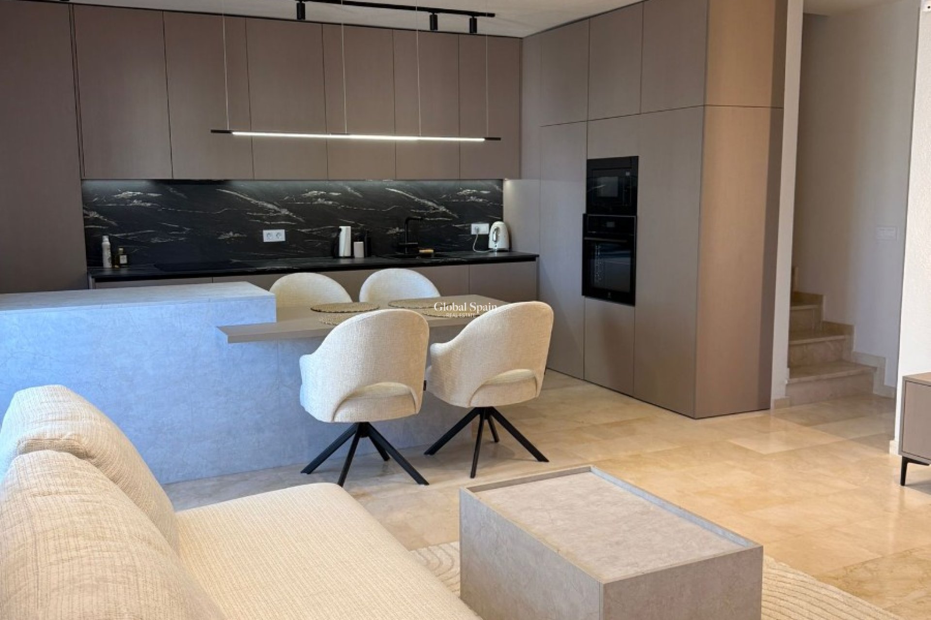 Odsprzedaż - PENTHOUSE -
LAS RAMBLAS GOLF - Inland