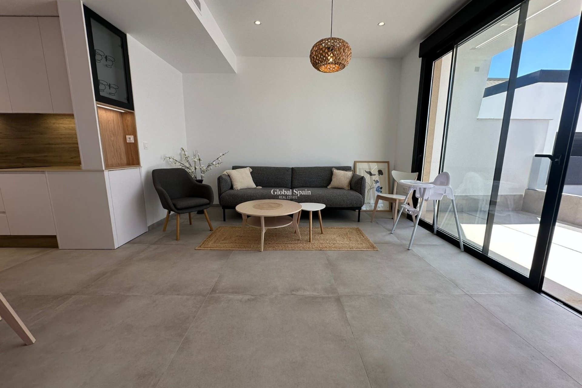 Odsprzedaż - PENTHOUSE -
LO PAGÁN