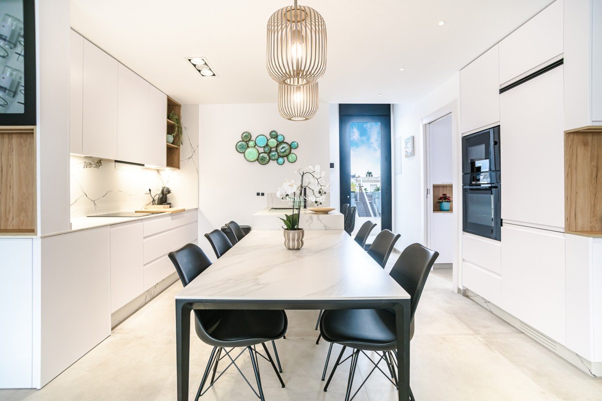 Odsprzedaż - PENTHOUSE -
LO PAGÁN