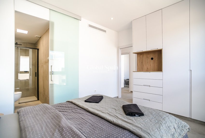 Odsprzedaż - PENTHOUSE -
LO PAGÁN