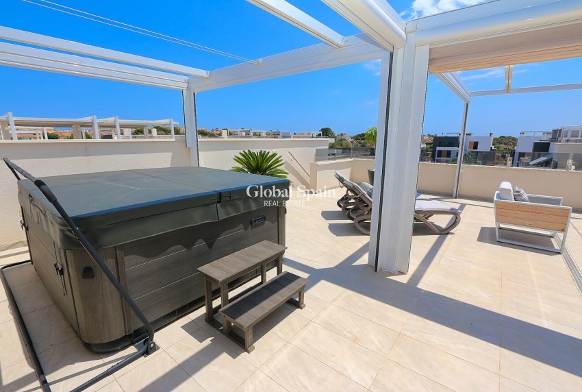 Odsprzedaż - PENTHOUSE -
LOS BALCONES - LOS ALTOS - Costa Blanca