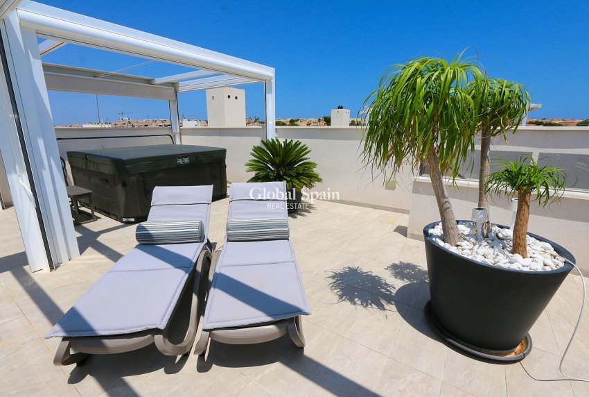 Odsprzedaż - PENTHOUSE -
LOS BALCONES - LOS ALTOS - Costa Blanca