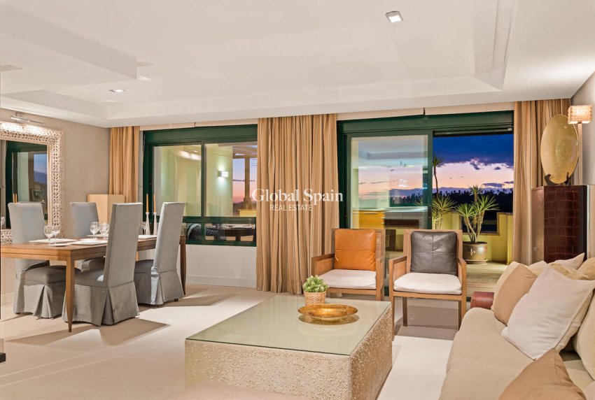 Odsprzedaż - PENTHOUSE -
ORIHUELA COSTA - CAMPOAMOR