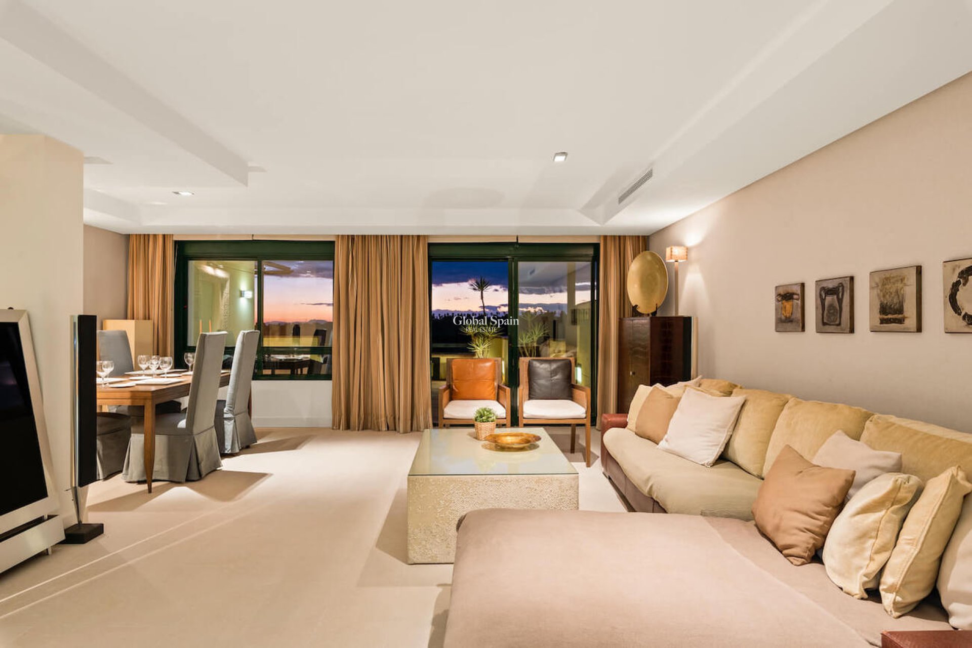 Odsprzedaż - PENTHOUSE -
ORIHUELA COSTA - CAMPOAMOR