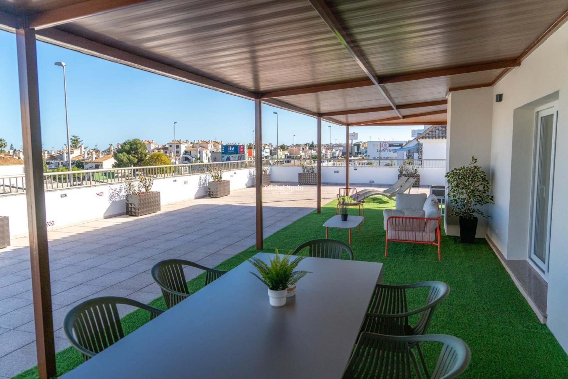 Odsprzedaż - PENTHOUSE -
ORIHUELA COSTA - La Regia