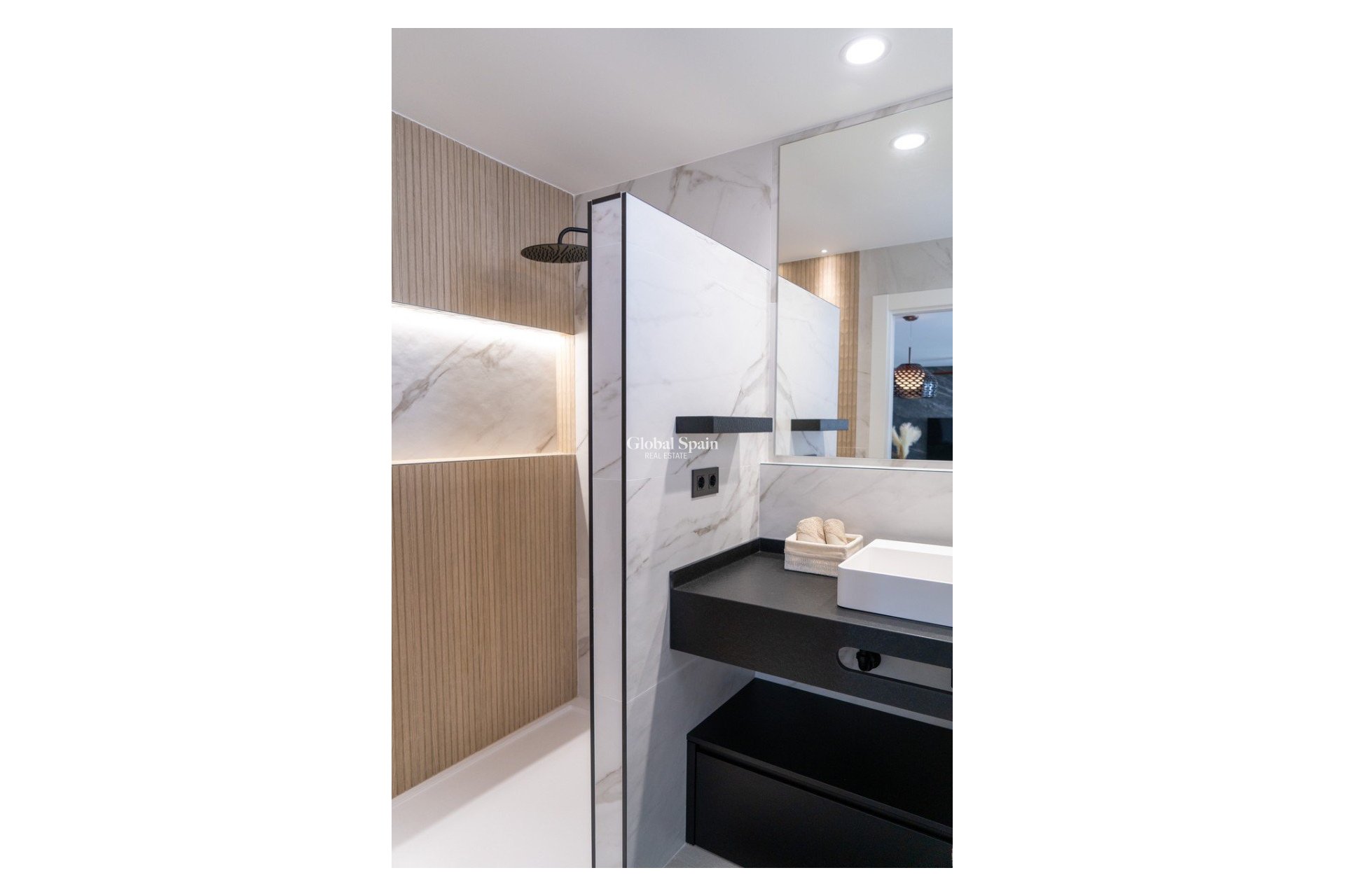 Odsprzedaż - PENTHOUSE -
ORIHUELA COSTA - La Zenia