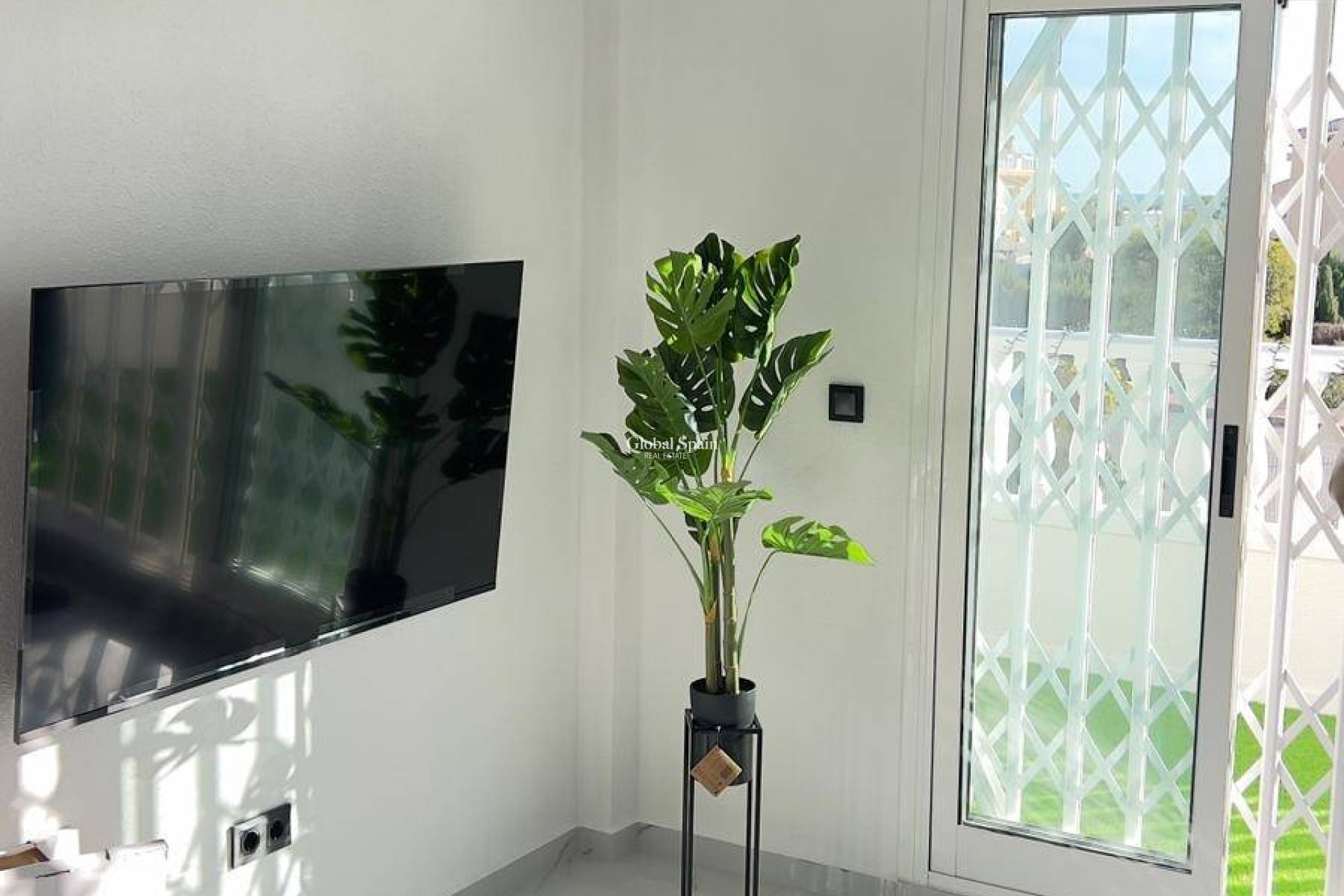 Odsprzedaż - PENTHOUSE -
ORIHUELA COSTA - La Zenia