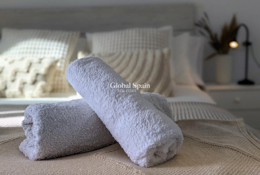 Odsprzedaż - PENTHOUSE -
ORIHUELA COSTA - Las Filipinas