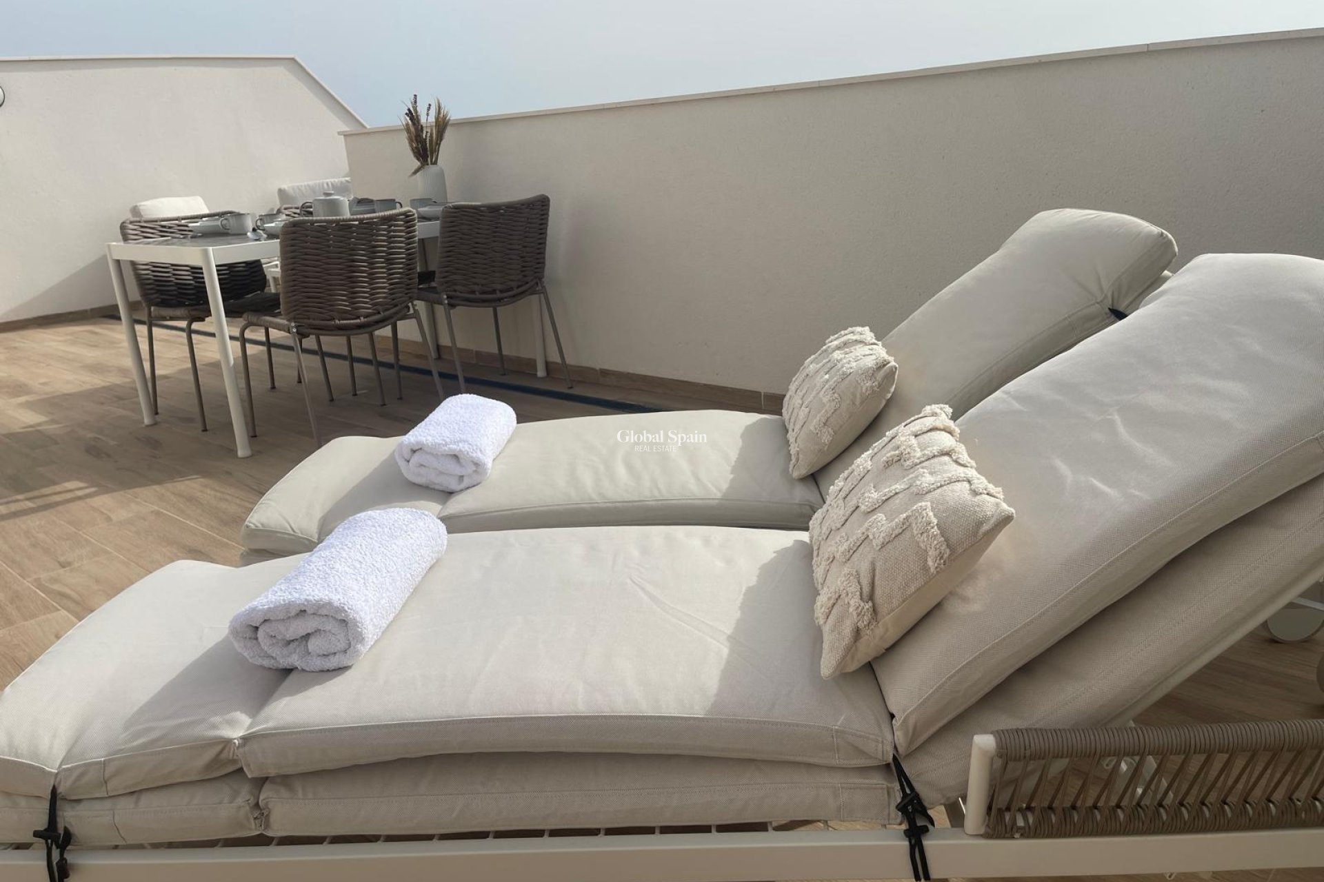 Odsprzedaż - PENTHOUSE -
ORIHUELA COSTA - Las Filipinas