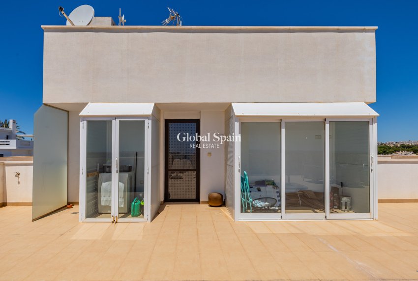 Odsprzedaż - PENTHOUSE -
ORIHUELA COSTA - Las Ramblas Golf