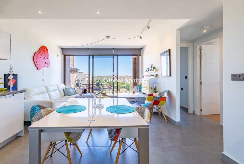 Odsprzedaż - PENTHOUSE -
ORIHUELA COSTA - Las Ramblas Golf