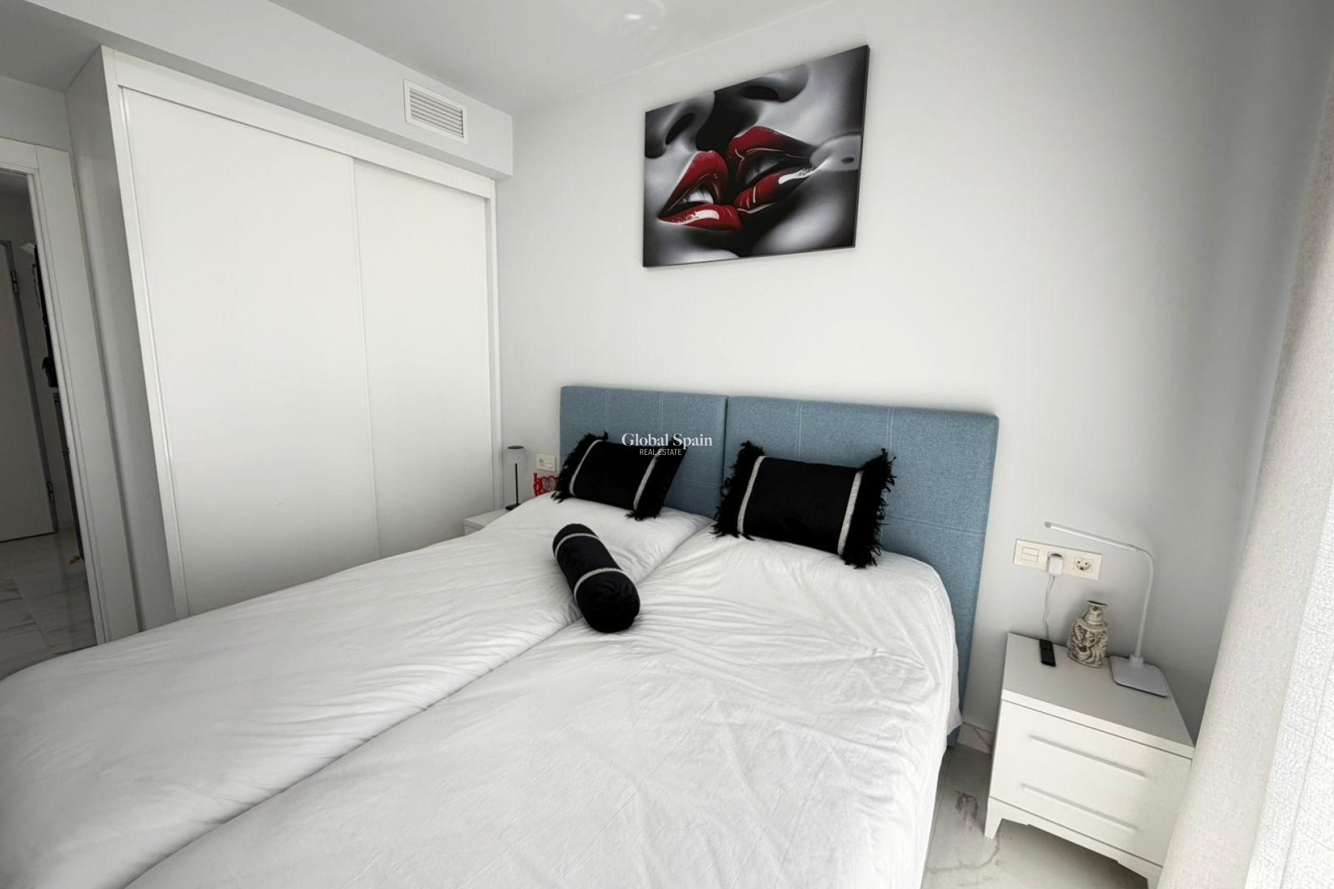 Odsprzedaż - PENTHOUSE -
ORIHUELA COSTA - Los Almendros-la Florida