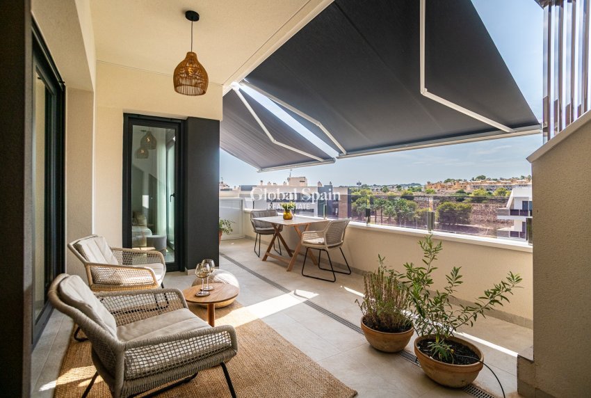 Odsprzedaż - PENTHOUSE -
ORIHUELA COSTA - Los Altos