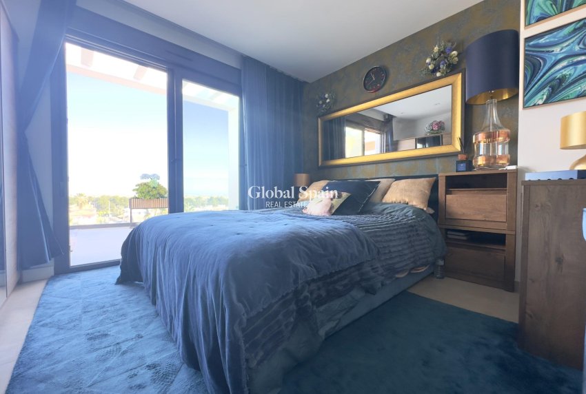 Odsprzedaż - PENTHOUSE -
ORIHUELA COSTA - Los Dolses